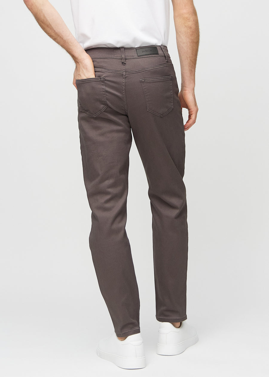 Grey-brown regular jeans seen from the back, so the entire product can be seen.