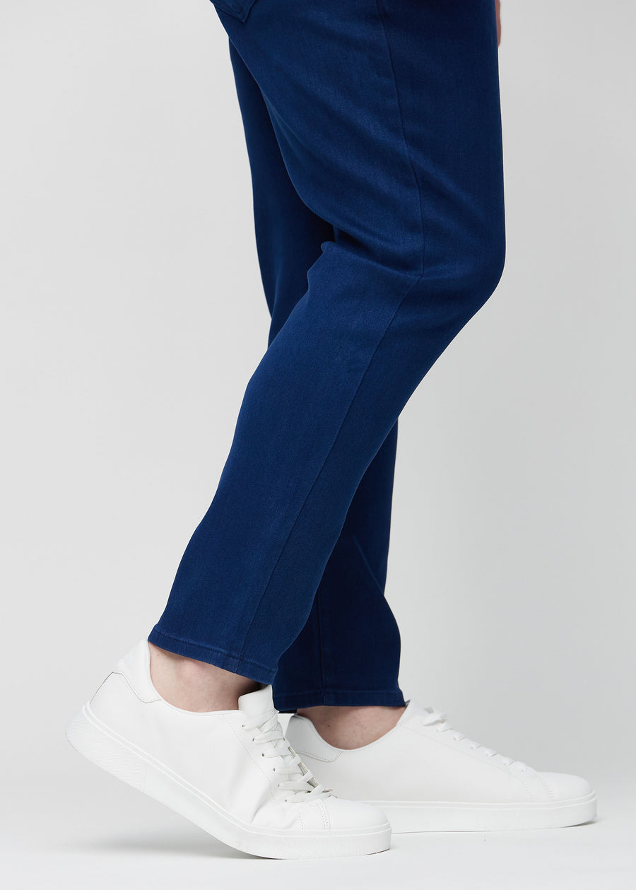 Plus-size model&