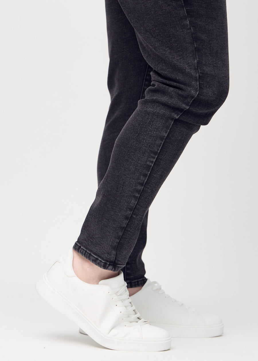 Plus-size model&